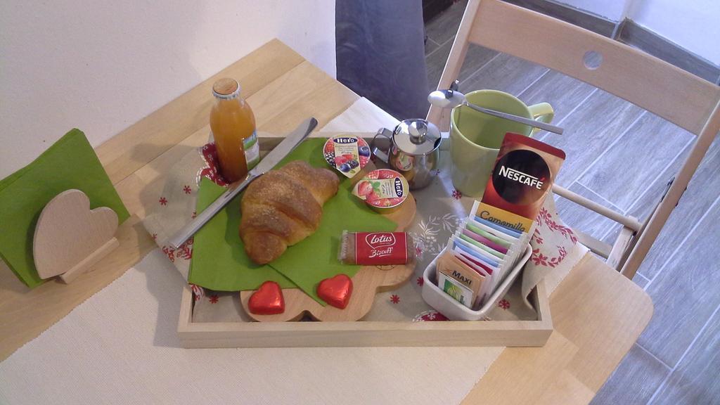 Maison Torrent Bed & Breakfast Doues ภายนอก รูปภาพ